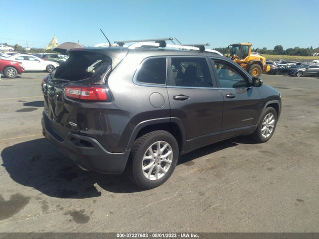 1C4PJMCS9FW662486 Jeep Cherokee Latitude