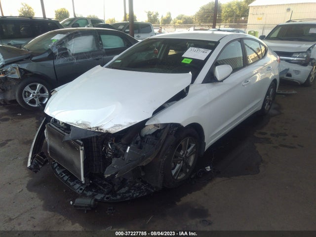 Hyundai ELANTRA SEL 2018 5NPD84LF1JH226974 Image 2