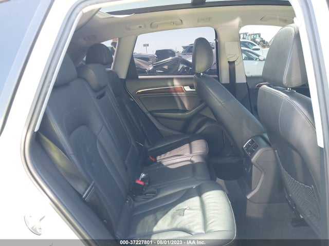 WA1CFAFP9FA015759 Audi Q5 PREMIUM