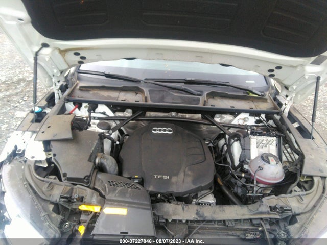 WA1BNAFY1K2103300 Audi Q5 Premium Plus