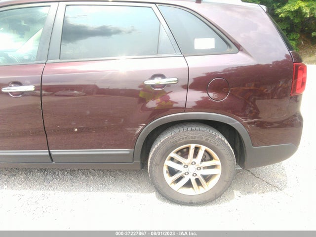 2014 KIA SORENTO LX VIN: 5XYKTDA73EG507236