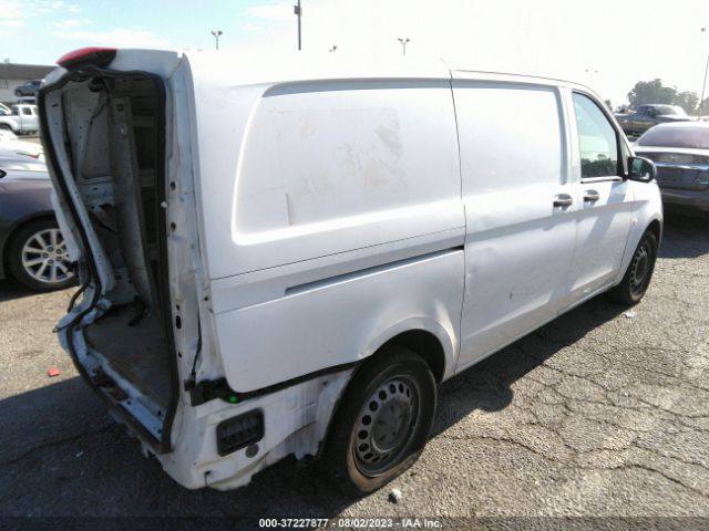 WD3PG2EAXH3204610 Mercedes-Benz METRIS CARGO VAN