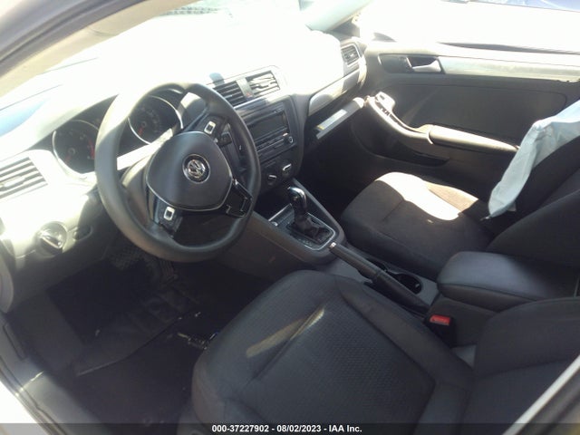 3VWD17AJXFM315079 Volkswagen Jetta Sedan 1.8t Se