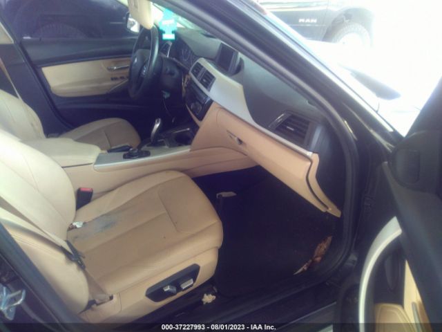 WBA8A9C53JAH13711 BMW 3 Series 320i