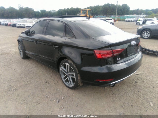 WAUB8GFF2H1024762 Audi A3 Sedan Premium