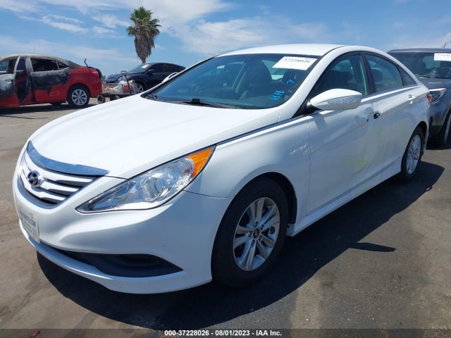 Hyundai SONATA GLS 2014 5NPEB4AC8EH923918 Image 2