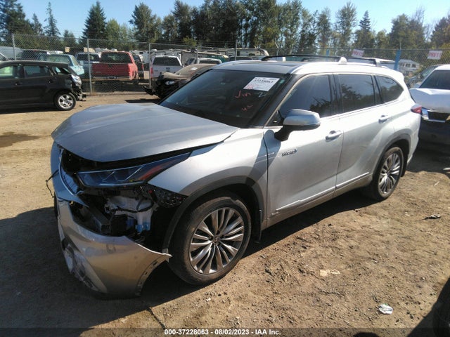 Toyota Highlander Hybrid Platinum 2021 5TDEBRCH3MS066521 Image 2