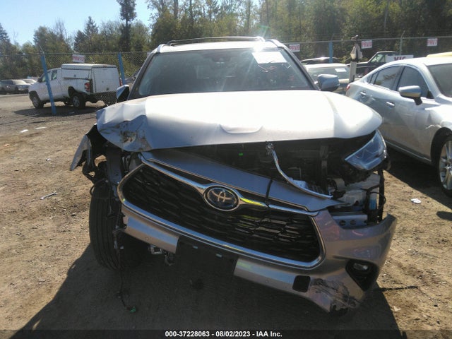 Toyota Highlander Hybrid Platinum 2021 5TDEBRCH3MS066521 Image 13
