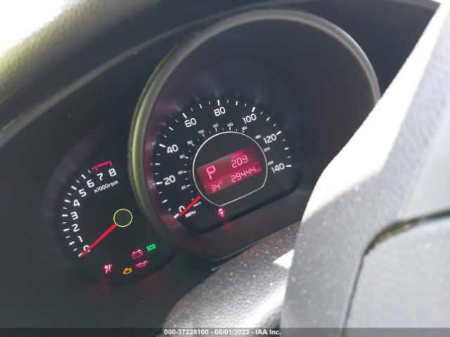KNDJN2A21H7498357 KIA Soul Base