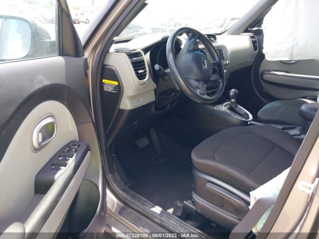 KNDJN2A21H7498357 KIA Soul Base