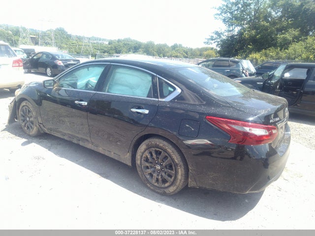 Nissan Altima 2.5 S 2018 1N4AL3AP7JC123616 Image 3