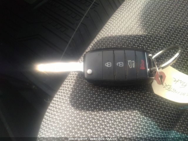 3KPFK4A78JE280590 KIA FORTE LX