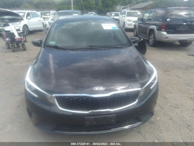 3KPFK4A78JE280590 KIA FORTE LX