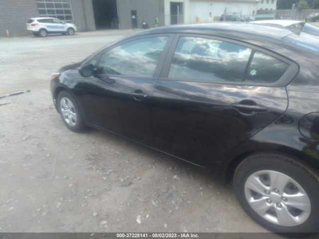 3KPFK4A78JE280590 KIA FORTE LX