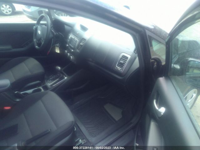 3KPFK4A78JE280590 KIA FORTE LX