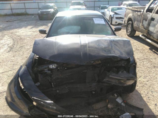 2C3CDXBG8KH591475 Dodge Charger Sxt