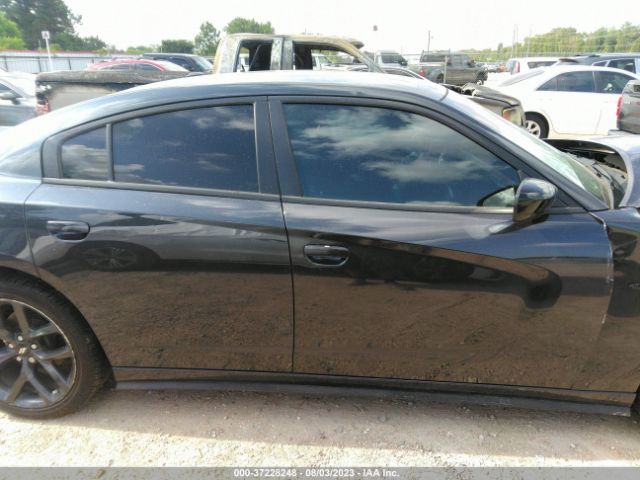 2C3CDXBG8KH591475 Dodge Charger Sxt