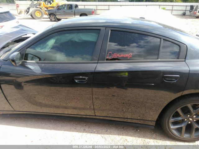 2C3CDXBG8KH591475 Dodge Charger Sxt
