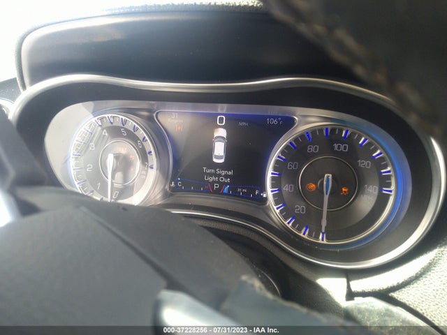 2C3CCAEG6HH564229 Chrysler 300 300c