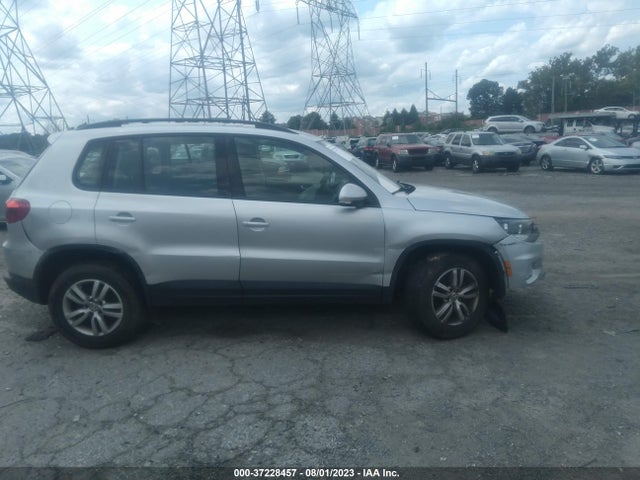 WVGBV7AX3FW578657 Volkswagen TIGUAN S