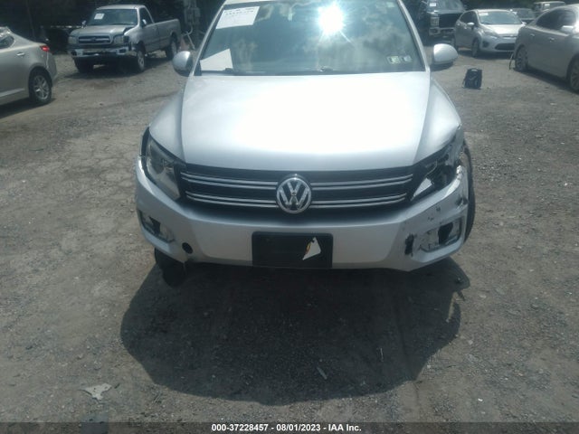 WVGBV7AX3FW578657 Volkswagen TIGUAN S
