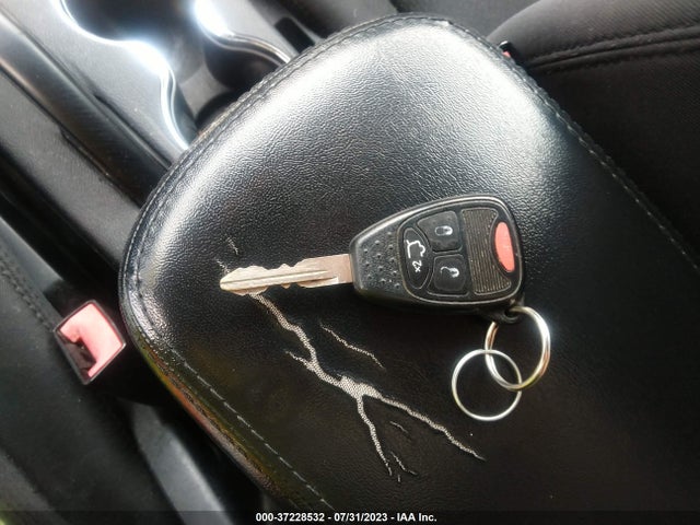 Chrysler 200 LX 2014 1C3CCBAB6EN210441 Image 11