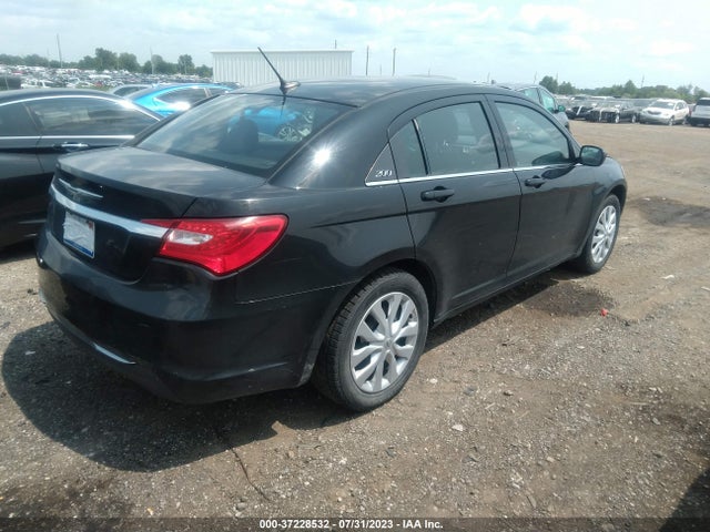 Chrysler 200 LX 2014 1C3CCBAB6EN210441 Image 4