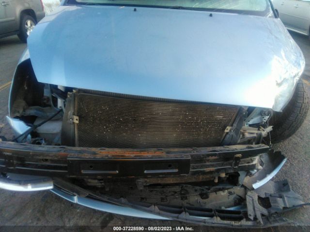 KNDMG4C70E6554513 KIA SEDONA LX