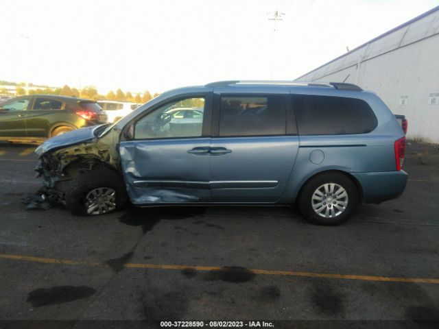 KNDMG4C70E6554513 KIA SEDONA LX