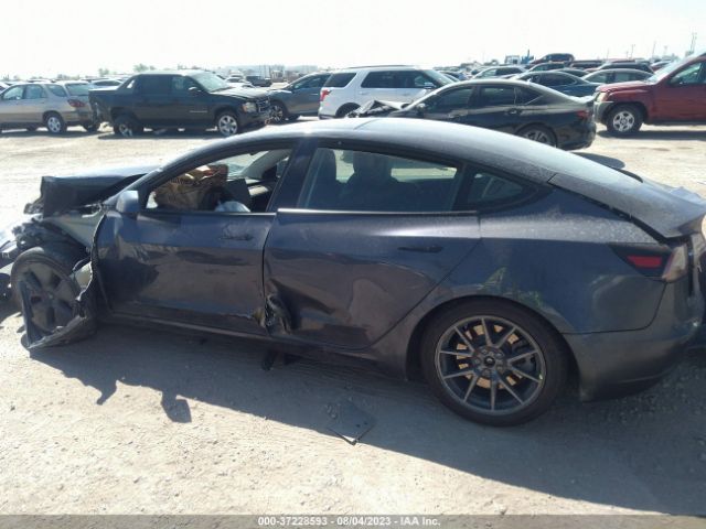 5YJ3E1EBXNF129113 Tesla Model 3 Long Range