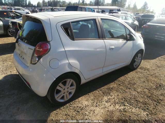 Chevrolet SPARK LS 2015 KL8CA6S97FC817829 Image 4