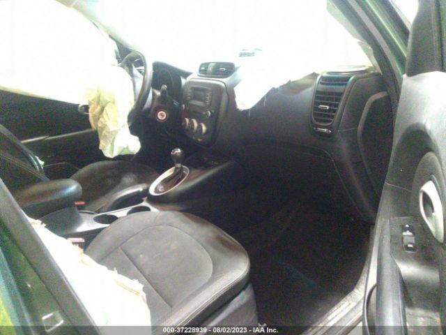 KNDJN2A2XE7027061 KIA Soul Base