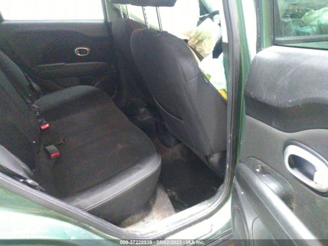 KNDJN2A2XE7027061 KIA Soul Base