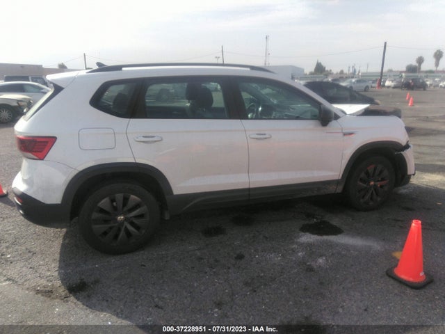 3VVCX7B28NM000673 Volkswagen TAOS S