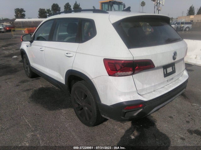 3VVCX7B28NM000673 Volkswagen TAOS S