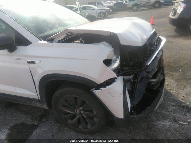 3VVCX7B28NM000673 Volkswagen TAOS S
