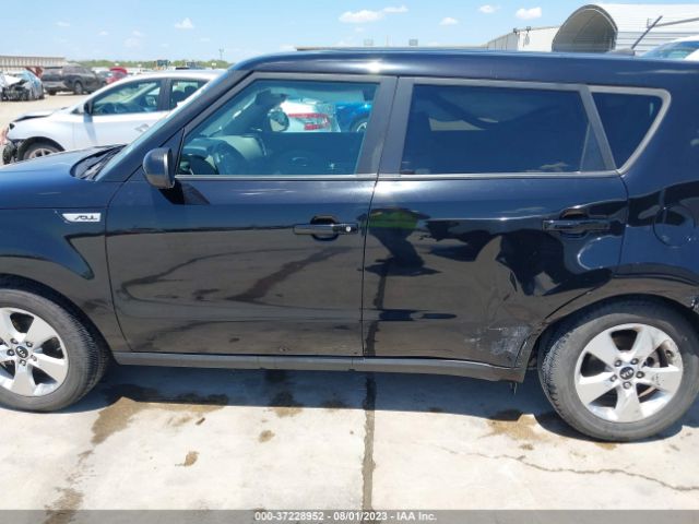 KNDJN2A27H7471311 KIA Soul Base