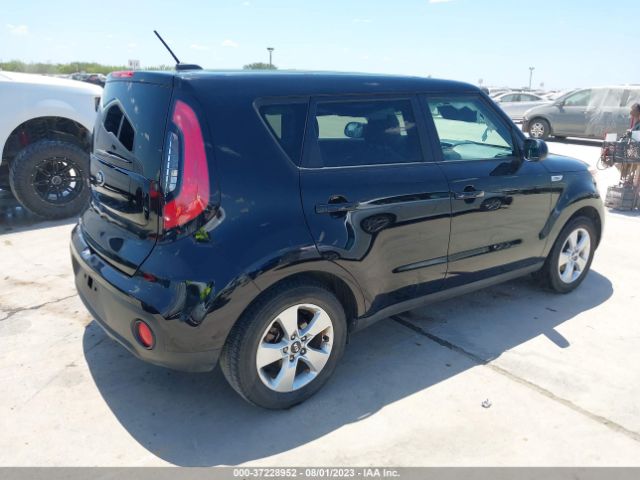 KNDJN2A27H7471311 KIA Soul Base