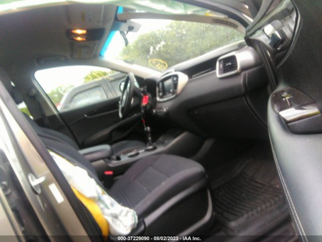 5XYPGDA34JG402335 KIA SORENTO LX