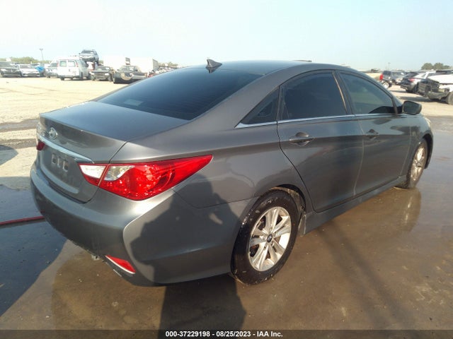 2014 HYUNDAI SONATA GLS VIN: 5NPEB4AC3EH902135