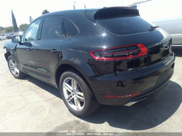 2018 PORSCHE MACAN WP1AA2A54JLB21510 Photo 2