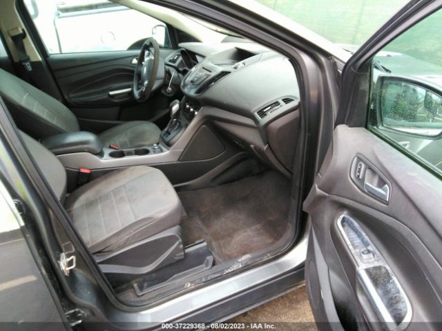 1FMCU0GX8EUC08501 Ford ESCAPE SE