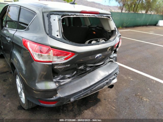 1FMCU0GX8EUC08501 Ford ESCAPE SE
