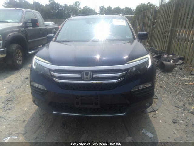 Honda Pilot Touring 2016 5FNYF5H90GB002716 Image 12