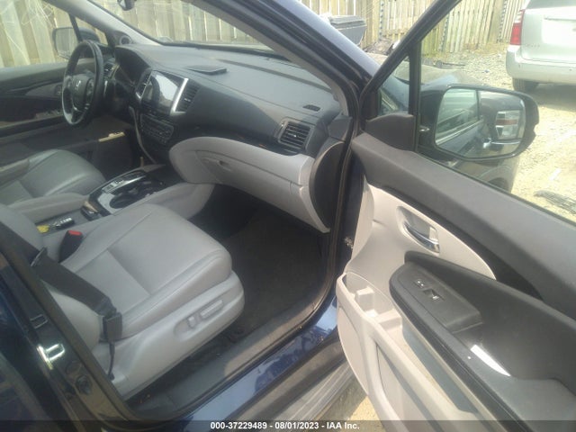 Honda Pilot Touring 2016 5FNYF5H90GB002716 Image 5