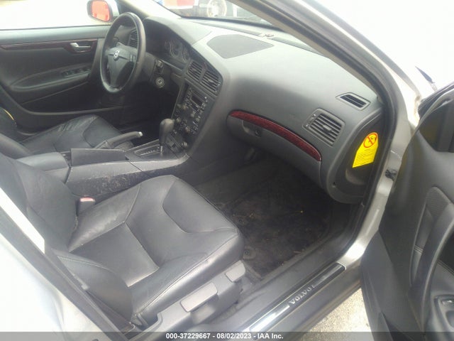 2004 VOLVO S60 VIN: YV1RS64A042374765
