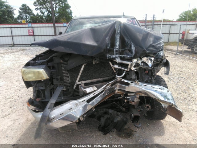 2006 CHEVROLET SILVERADO 2500HD LT1 VIN: 1GCHK23256F121084
