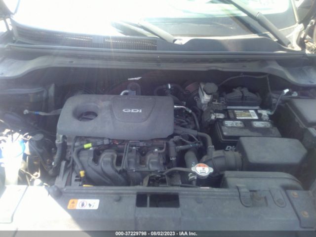 KNDJN2A2XJ7561803 KIA Soul Base