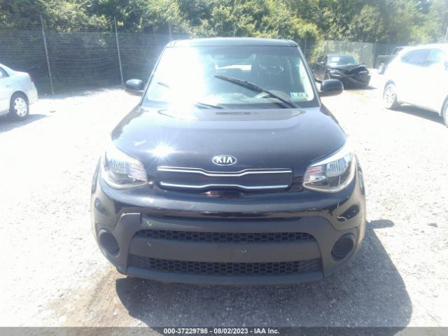 KNDJN2A2XJ7561803 KIA Soul Base
