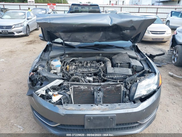 1VWBS7A39EC121102 Volkswagen Passat Se W/sunroof & Nav